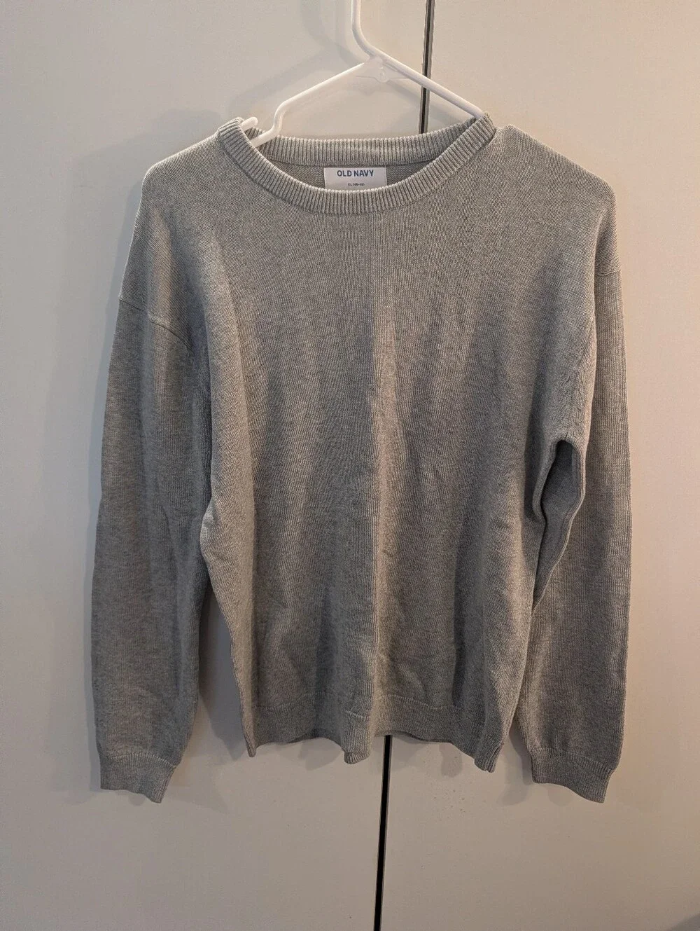 Old Navy Light Gray Boys 14/16 Crewneck Sweater NWT